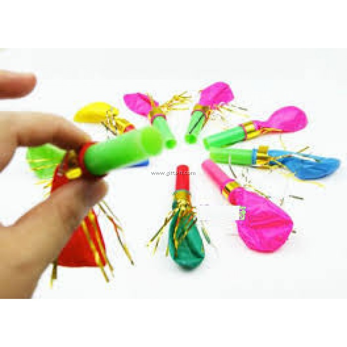 16 Pieces Noise Makers